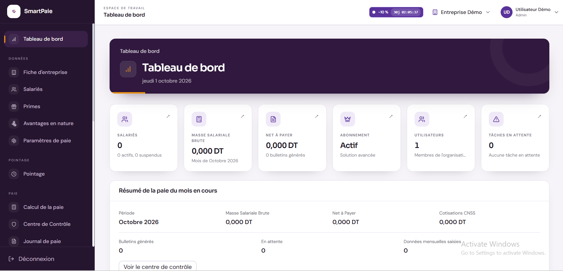 Tableau de bord SmartPaie montrant la période de paie, les salariés et les tâches à traiter